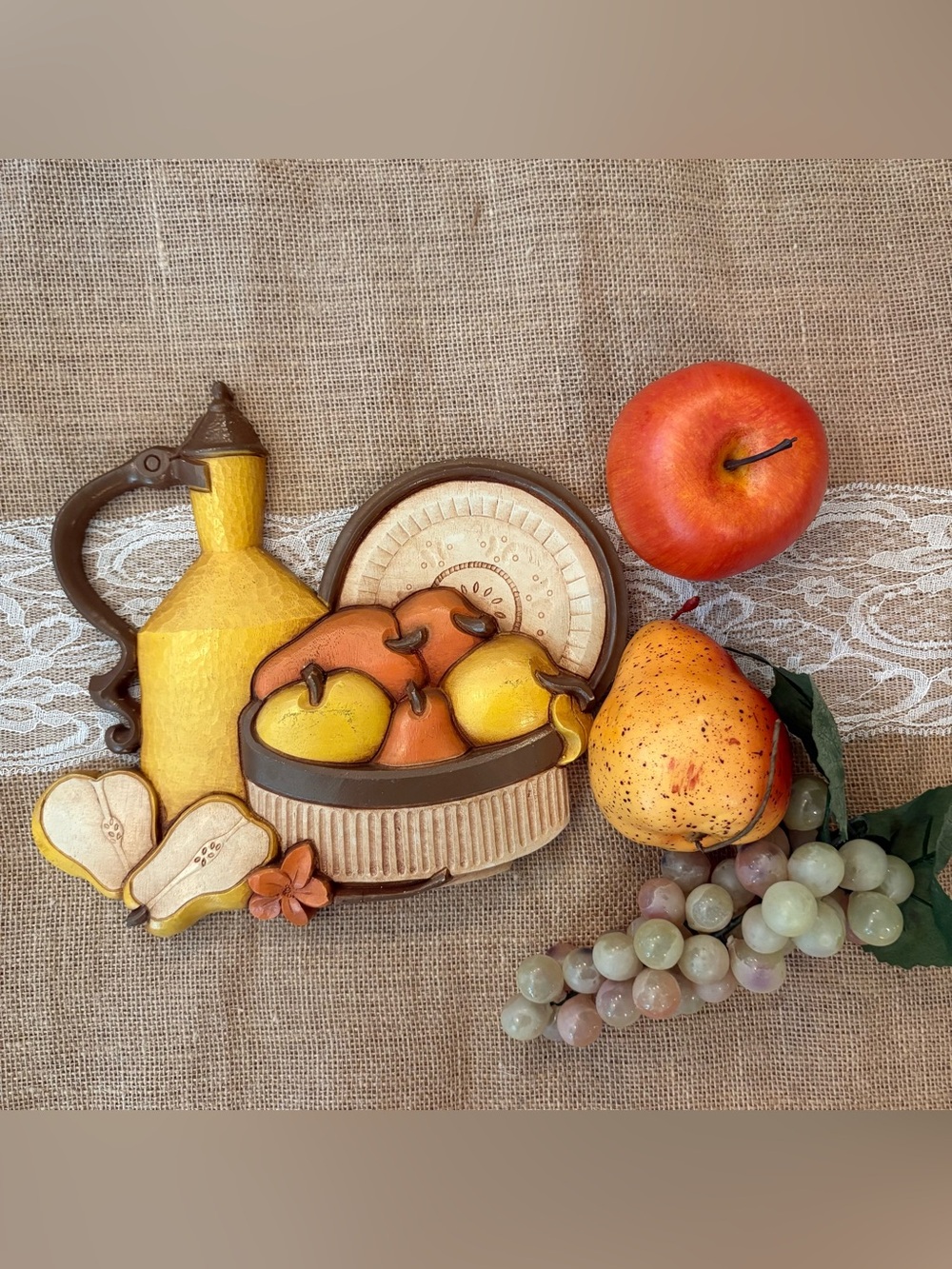 MCM HOMCO Vintage Fruit Basket Wall Art -Farmhouse Hertiage kitschy Kitchen